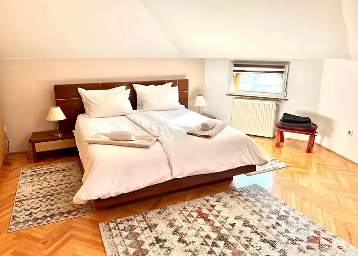 Apartment Dina