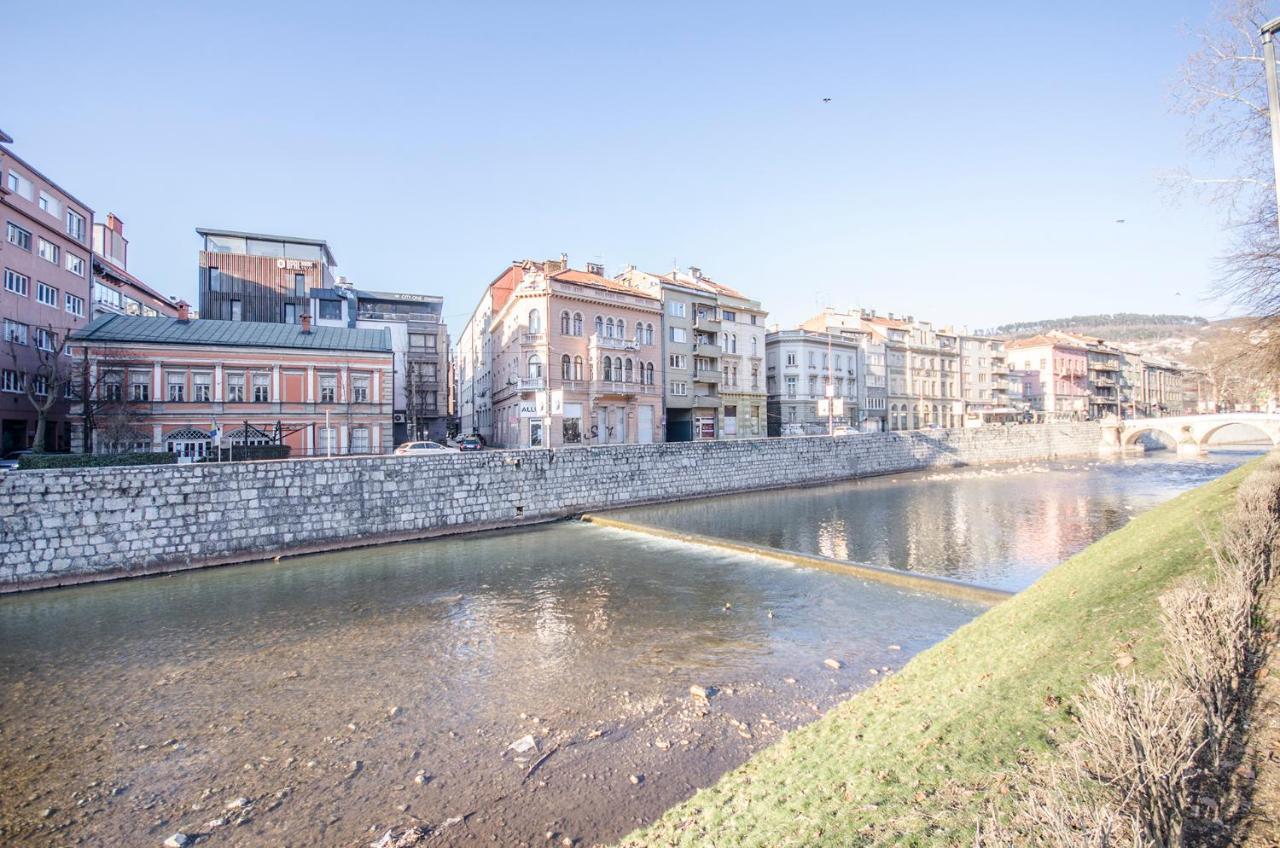 Dina * Sarajevo